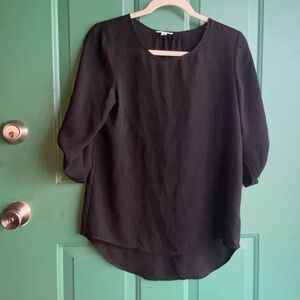 Messini size small black top